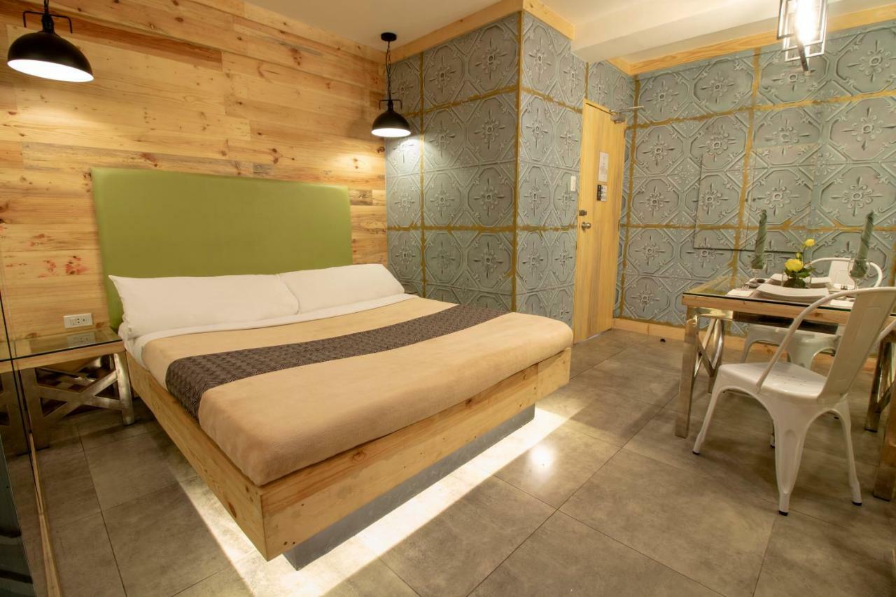วิคตอเรีย คอร์ต ลาส ปินาส มอเตอริสต์ ลอดจ์ Motel ลาสปิญยาส ภายนอก รูปภาพ